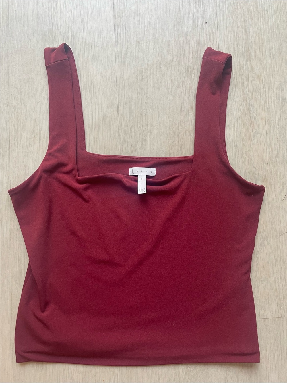 Leith L Sleeveless Square Neck Tank Top - Burgundy